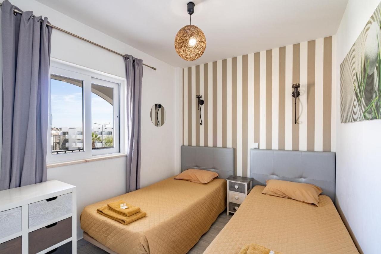 Deluxe Oldtown By Umbral Apartment อัลบูเฟรา ภายนอก รูปภาพ